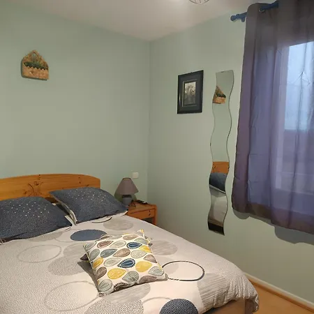 Bed & Breakfast La Clef Du Ban 3*